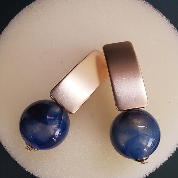 Patchington Iridescent Bead Drop Earrings Matte Gold Tone Navy Beads Drop NWT - Picture 2 of 7